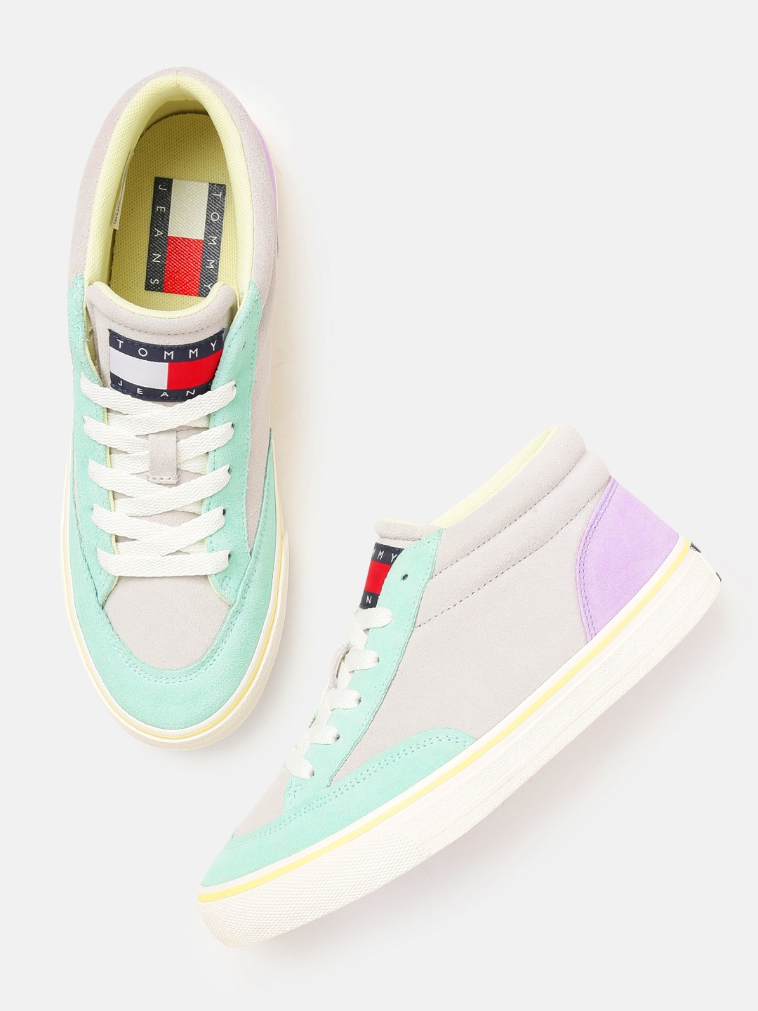 Tommy Hilfiger Women Grey & Sea Green Colourblocked Skate Varsity Suede Mid-Top Sneakers
Tommy Hilfiger Women Grey & Sea Green Colourblocked Skate Varsity Suede Mid-Top Sneakers