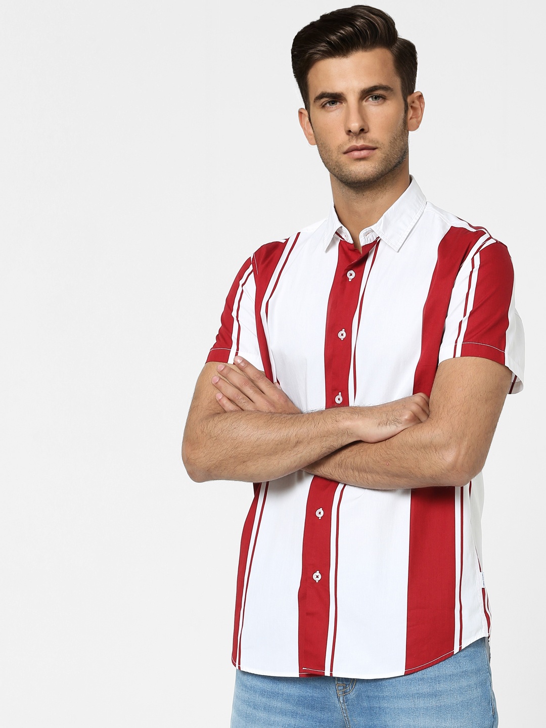 Jack & Jones Men Maroon & White Multi Stripes Slim Fit Pure Cotton Casual Shirt
Jack & Jones Men Maroon & White Multi Stripes Slim Fit Pure Cotton Casual Shirt