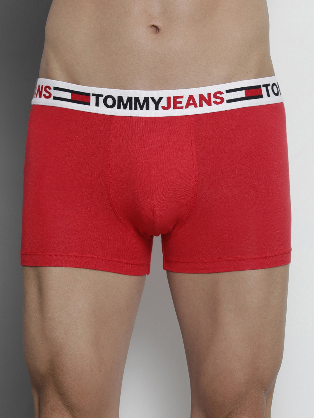 Tommy Hilfiger Men Red solid Trunk
