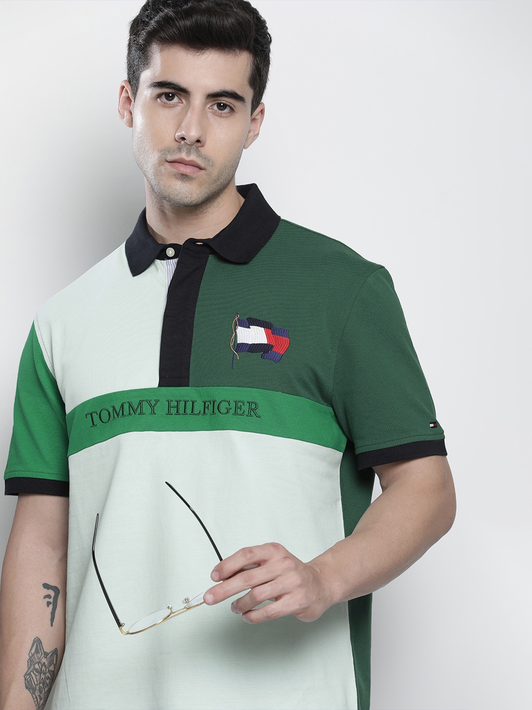 Tommy Hilfiger Men Frosty Green & White Colourblocked Polo Collar Pure Cotton T-shirt
Tommy Hilfiger Men Frosty Green & White Colourblocked Polo Collar Pure Cotton T-shirt