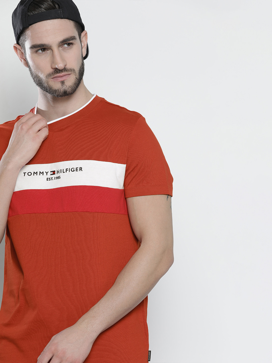 Tommy Hilfiger Men Red & White Colourblocked Pure Cotton T-shirt 
Tommy Hilfiger Men Red & White Colourblocked Pure Cotton T-shirt