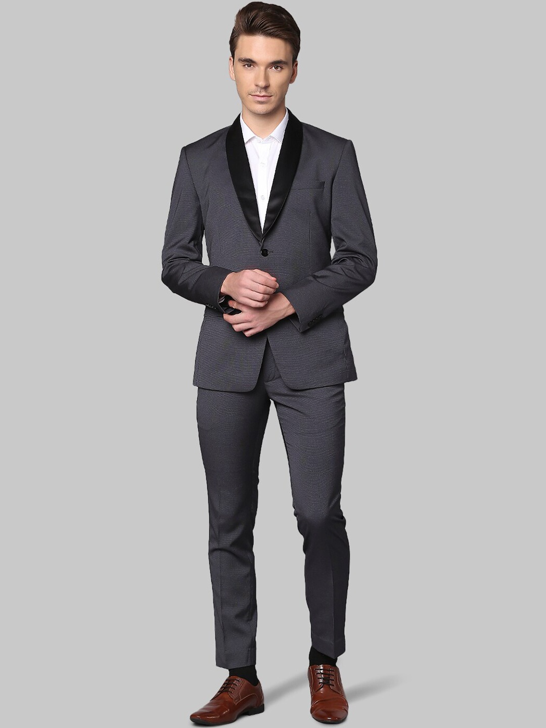 Park Avenue Men Charcoal Grey Sold Super Slim Fit Single Breasted Formal 2 Piece Suit Set
Park Avenue Men Charcoal Grey Sold Super Slim Fit Single Breasted Formal 2 Piece Suit Set
