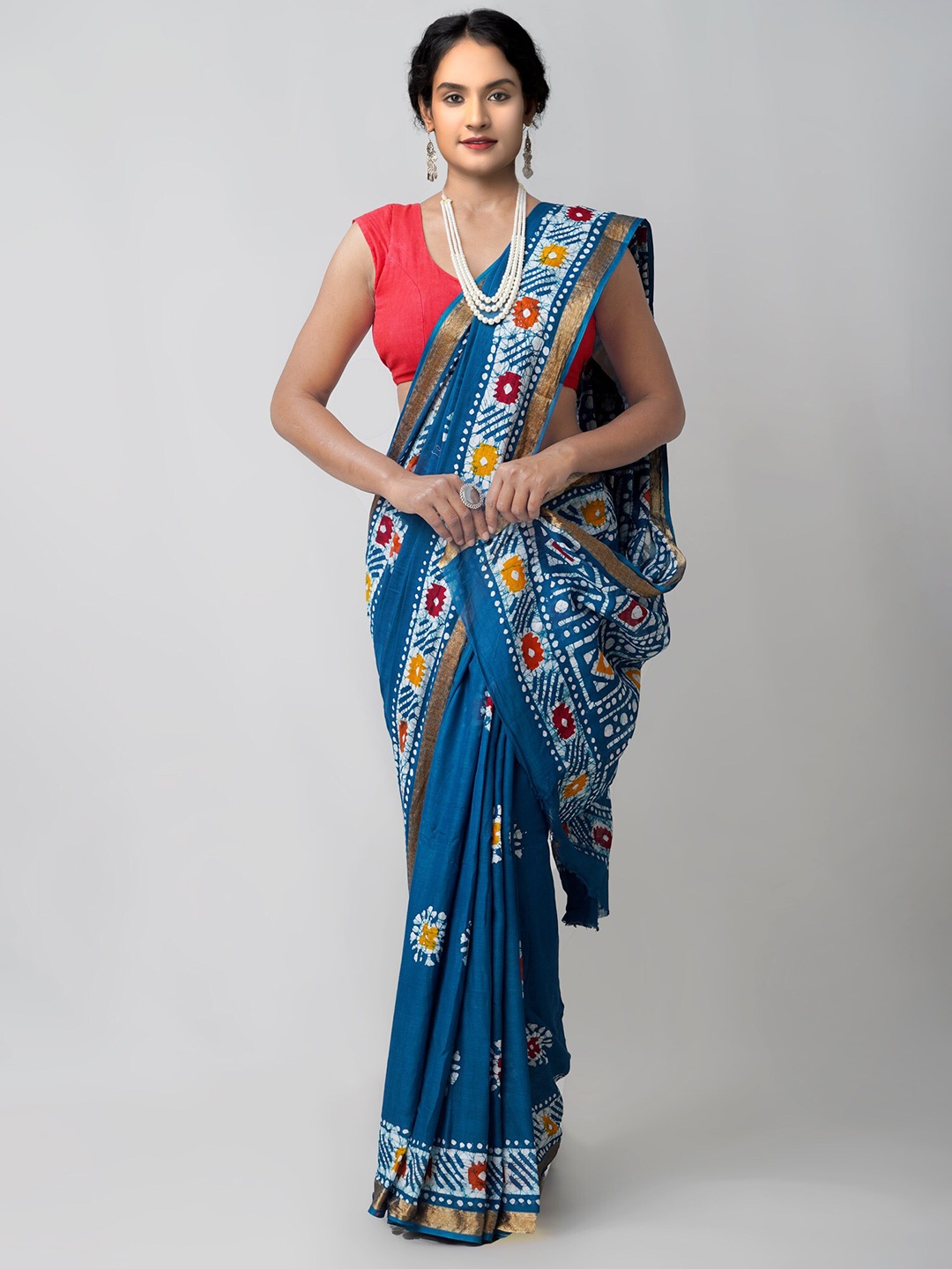Unnati Silks Teal & White Batik Handloom Sustainable Zari Pure Cotton Block Print Saree
Unnati Silks Teal & White Batik Handloom Sustainable Zari Pure Cotton Block Print Saree