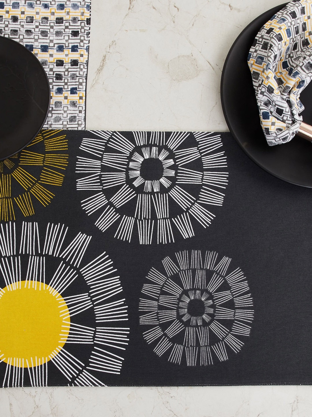 Home Centre Multicoloured Set of 12 Pcs Printed Cotton Reversible Placemat & Napkin, Multi
Home Centre Multicoloured Set of 12 Pcs Printed Cotton Reversible Placemat & Napkin, Multi