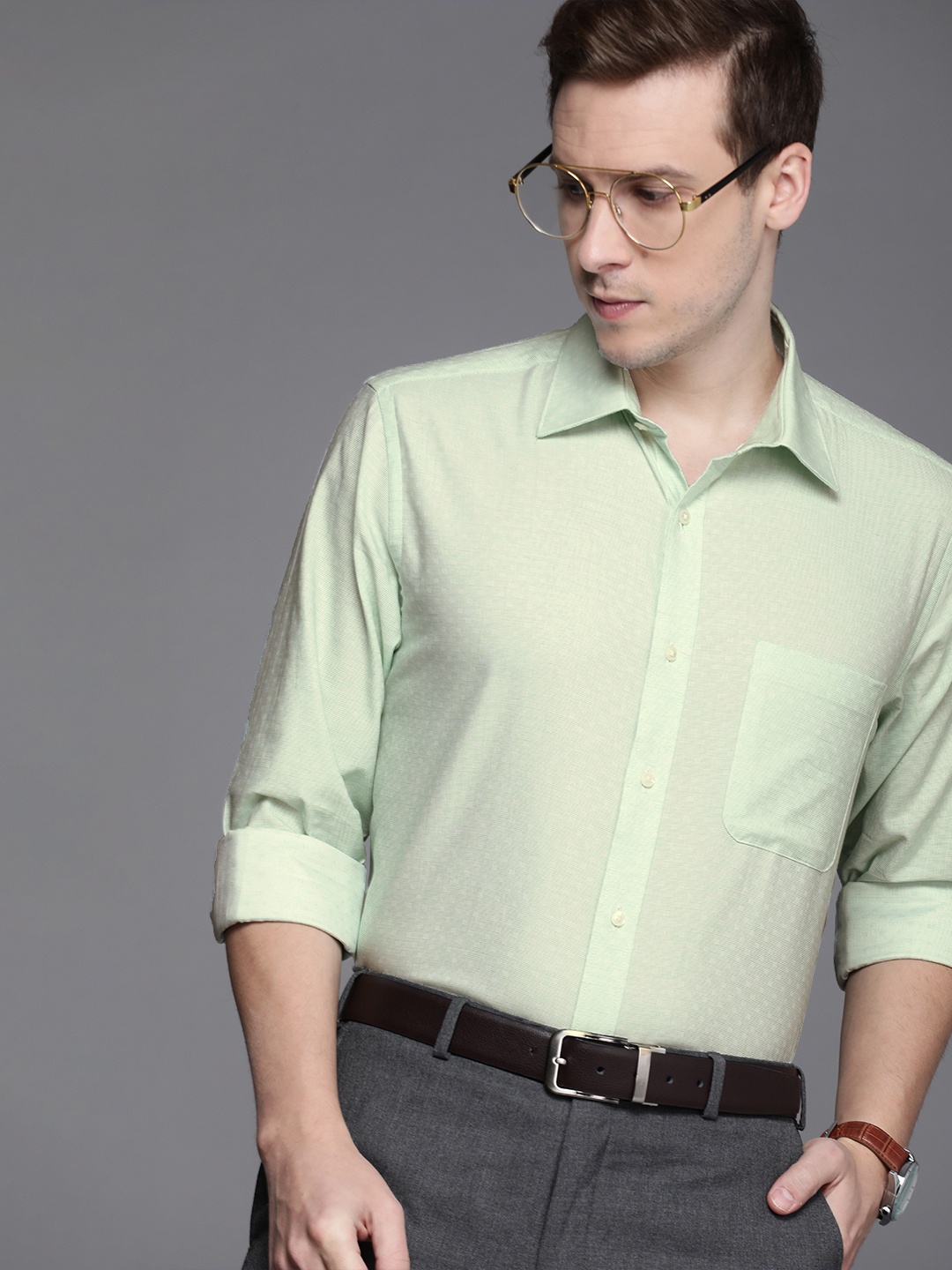 Raymond Men Light Green Slim Fit Micro Ditsy Opaque Self Design Pure Cotton Formal Shirt
Raymond Men Light Green Slim Fit Micro Ditsy Opaque Self Design Pure Cotton Formal Shirt