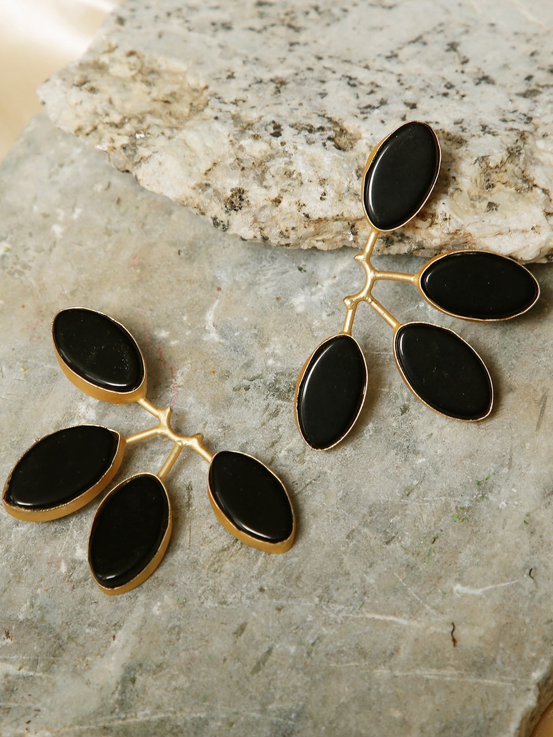 XAGO Black Contemporary Drop Earrings