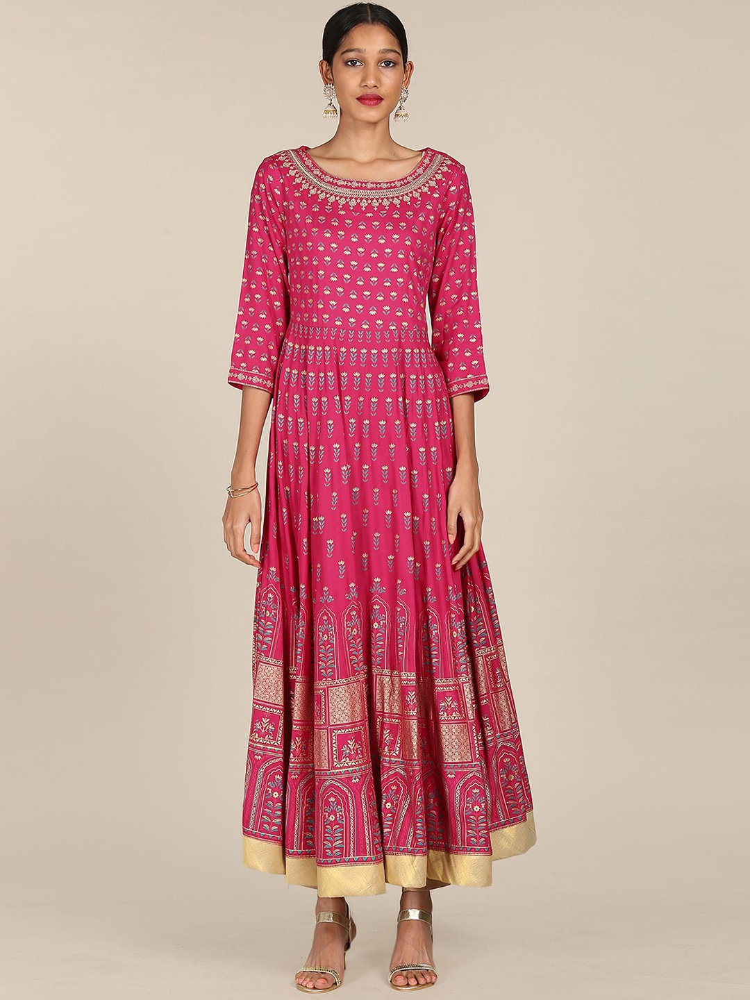 Anahi Women Fuchsia Pink Ethnic Motifs Printed Boat Neck Zari Ruffles Anarkali Kurta
Anahi Women Fuchsia Pink Ethnic Motifs Printed Boat Neck Zari Ruffles Anarkali Kurta