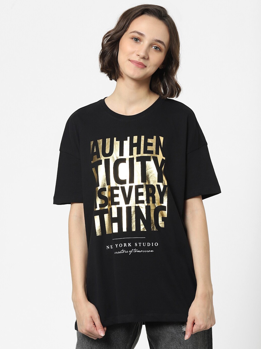 ONLY Women Black & Gold-Toned Typography Printed Drop-Shoulder Sleeves Cotton T-shirt
ONLY Women Black & Gold-Toned Typography Printed Drop-Shoulder Sleeves Cotton T-shirt