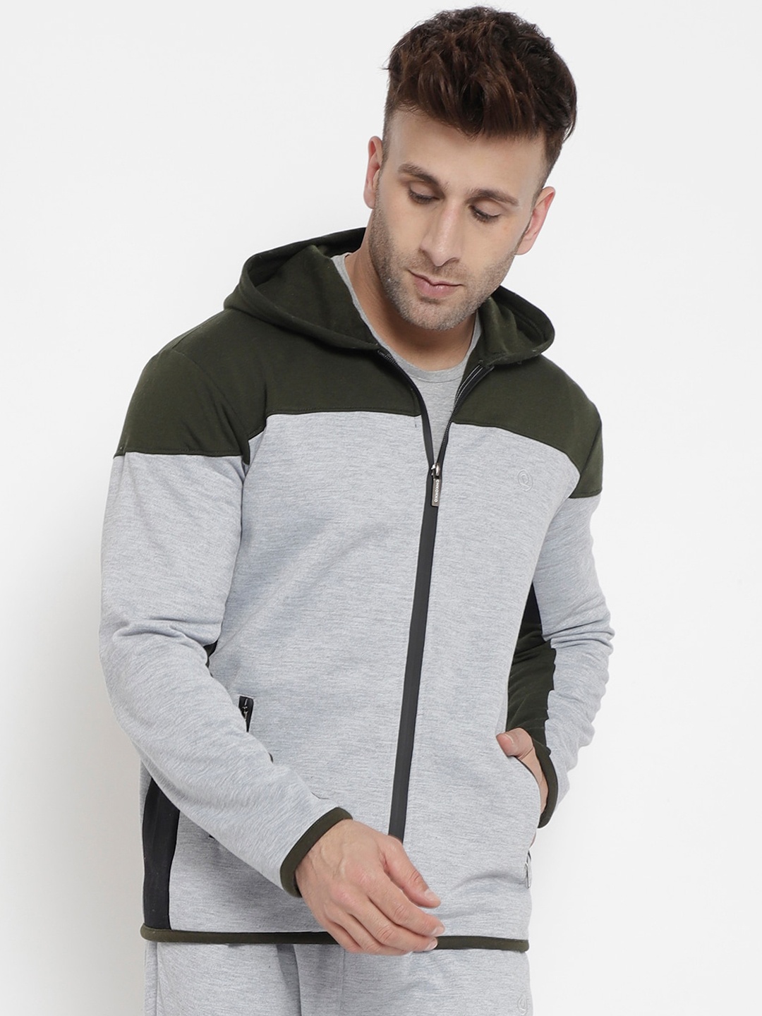 CHKOKKO Men Grey Olive Green Colourblocked Fleece Lightweight Training or Gym Sporty Jacket
CHKOKKO Men Grey Olive Green Colourblocked Fleece Lightweight Training or Gym Sporty Jacket