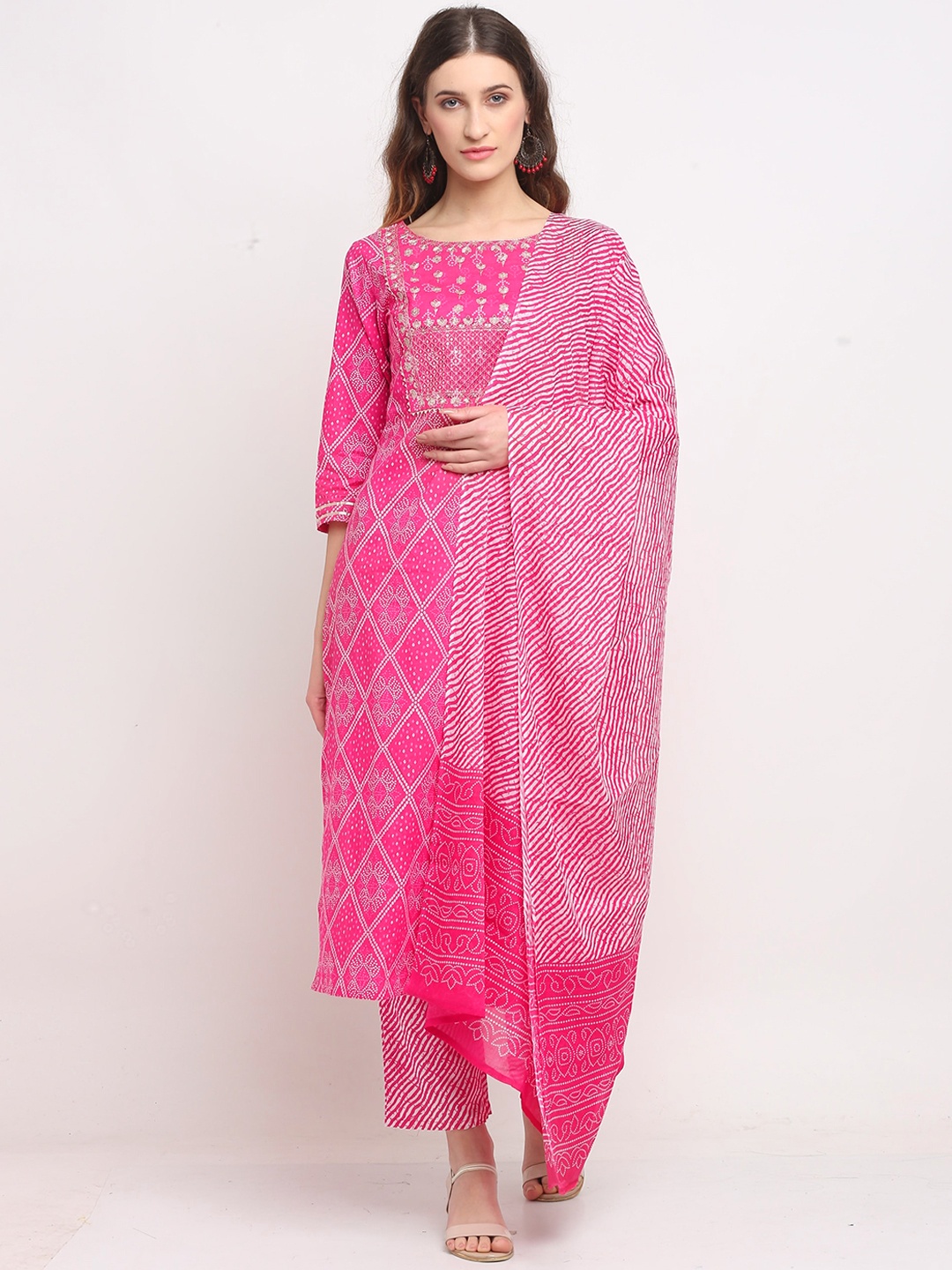 Rajnandini Women Pink Printed Thread Work Pure Cotton Kurta with Palazzos & With Dupatta
Rajnandini Women Pink Printed Thread Work Pure Cotton Kurta with Palazzos & With Dupatta