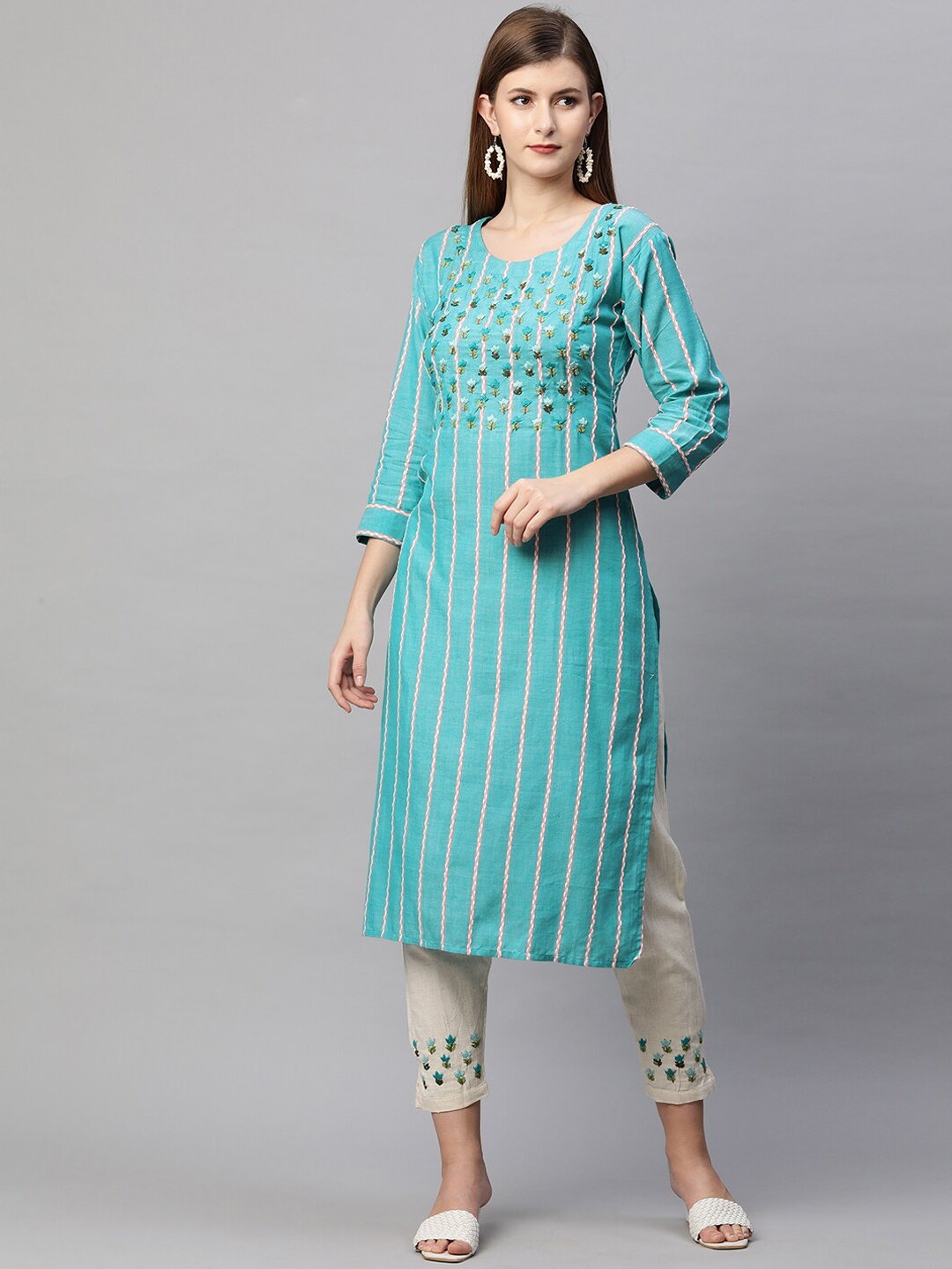 FASHOR Women Turquoise Blue Embroidered Thread Work Kurta with Pyjamas