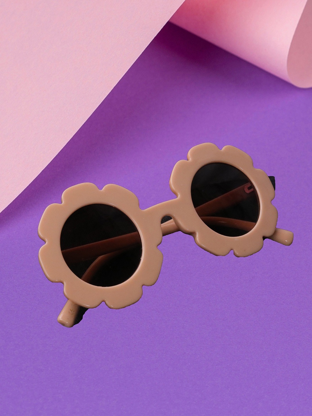 Spiky Unisex Kids Purple Lens & Gold-Toned Round Sunglasses with UV Protected Lens, Peach
Spiky Unisex Kids Purple Lens & Gold-Toned Round Sunglasses with UV Protected Lens, Peach