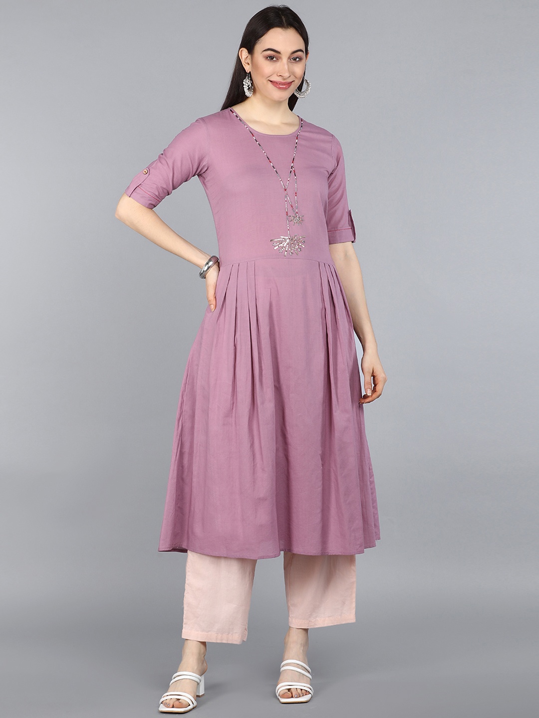 AHIKA Women Mauve Cotton Kurta