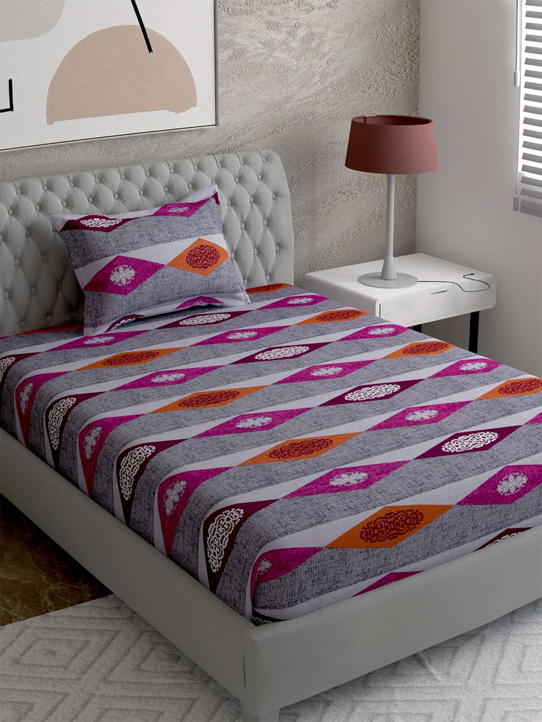 EverHOME Grey & Pink Ethnic Motifs 144 TC Single Superfine Bedsheet with 1 Pillow Covers
EverHOME Grey & Pink Ethnic Motifs 144 TC Single Superfine Bedsheet with 1 Pillow Covers