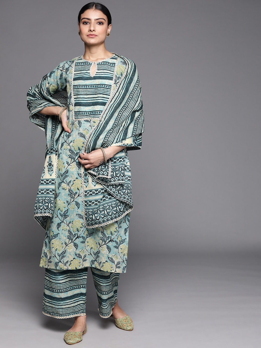 Libas Women Multicoloured Floral Printed Pure Cotton Kurta with Palazzos & With Dupatta, Multi
Libas Women Multicoloured Floral Printed Pure Cotton Kurta with Palazzos & With Dupatta, Multi