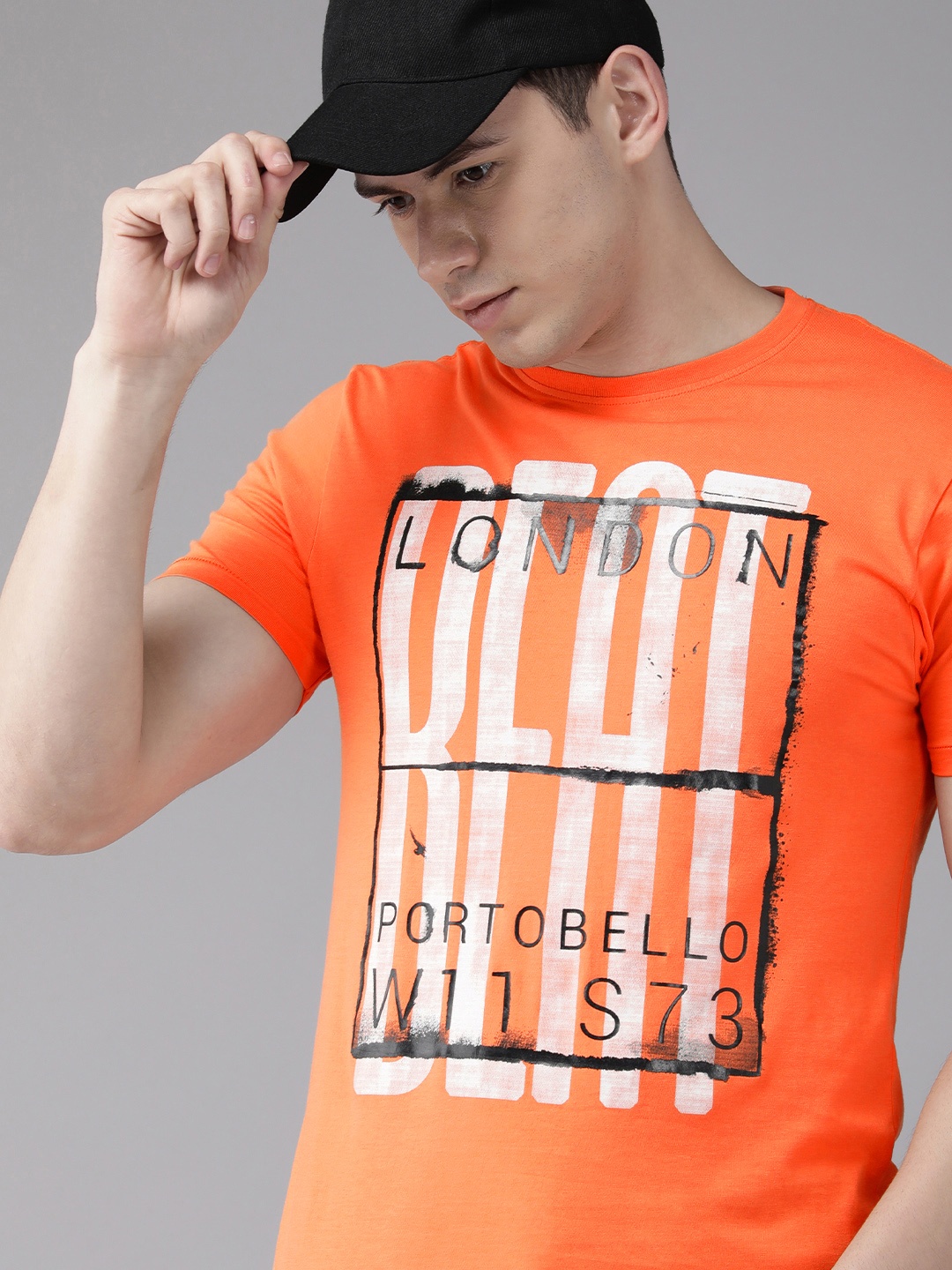 BEAT LONDON by PEPE JEANS Men Coral Orange Typography Printed Slim Fit Pure Cotton T-shirt
BEAT LONDON by PEPE JEANS Men Coral Orange Typography Printed Slim Fit Pure Cotton T-shirt