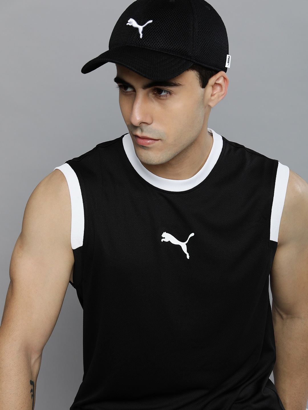 Puma Men Black & White Colourblocked Ready to Go Mesh Sleeveless Sustainable T-shirt
Puma Men Black & White Colourblocked Ready to Go Mesh Sleeveless Sustainable T-shirt