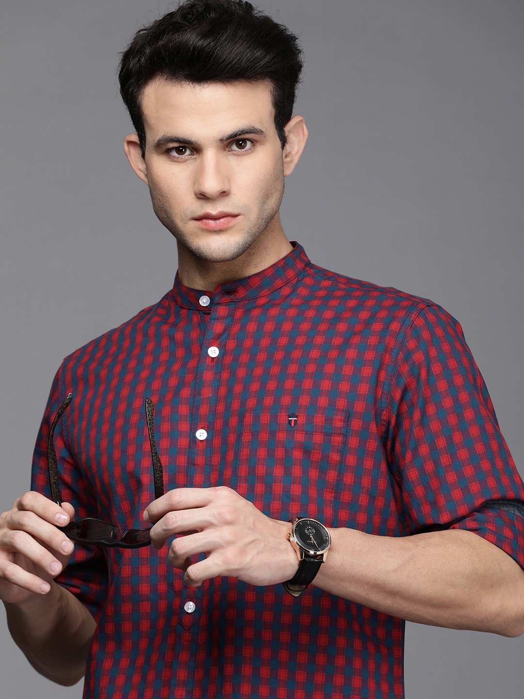 Louis Philippe Jeans Men Red Slim Fit Buffalo Checks Opaque Pure Cotton Casual Shirt
Louis Philippe Jeans Men Red Slim Fit Buffalo Checks Opaque Pure Cotton Casual Shirt