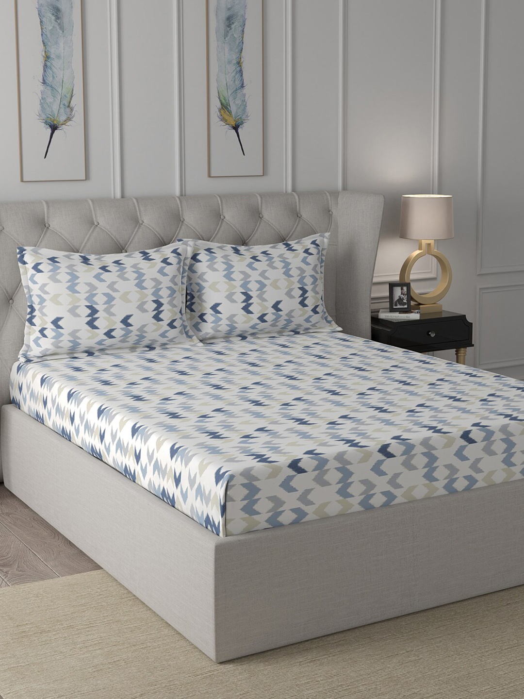 In-House by maspar Blue & White Geometric 200 TC Queen Bedsheet with 2 Pillow Covers
In-House by maspar Blue & White Geometric 200 TC Queen Bedsheet with 2 Pillow Covers