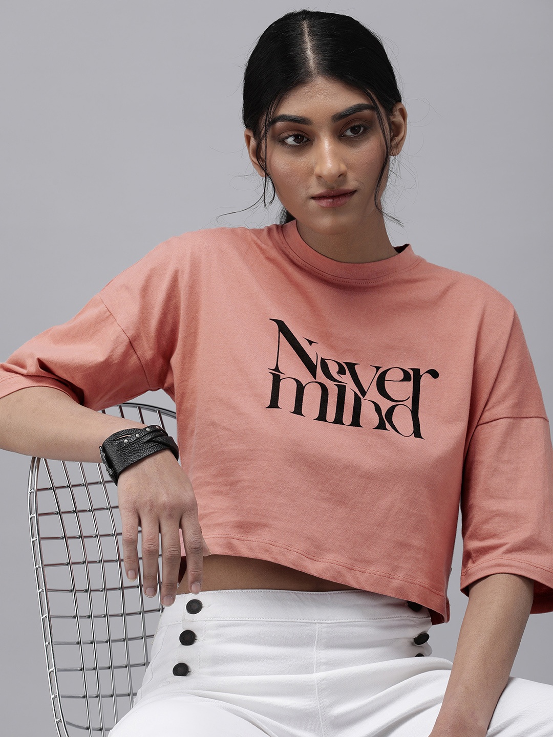The Roadster Lifestyle Co Women Pink Black Printed Drop-Shoulder Sleeves Pure Cotton Crop T-shirt
The Roadster Lifestyle Co Women Pink Black Printed Drop-Shoulder Sleeves Pure Cotton Crop T-shirt