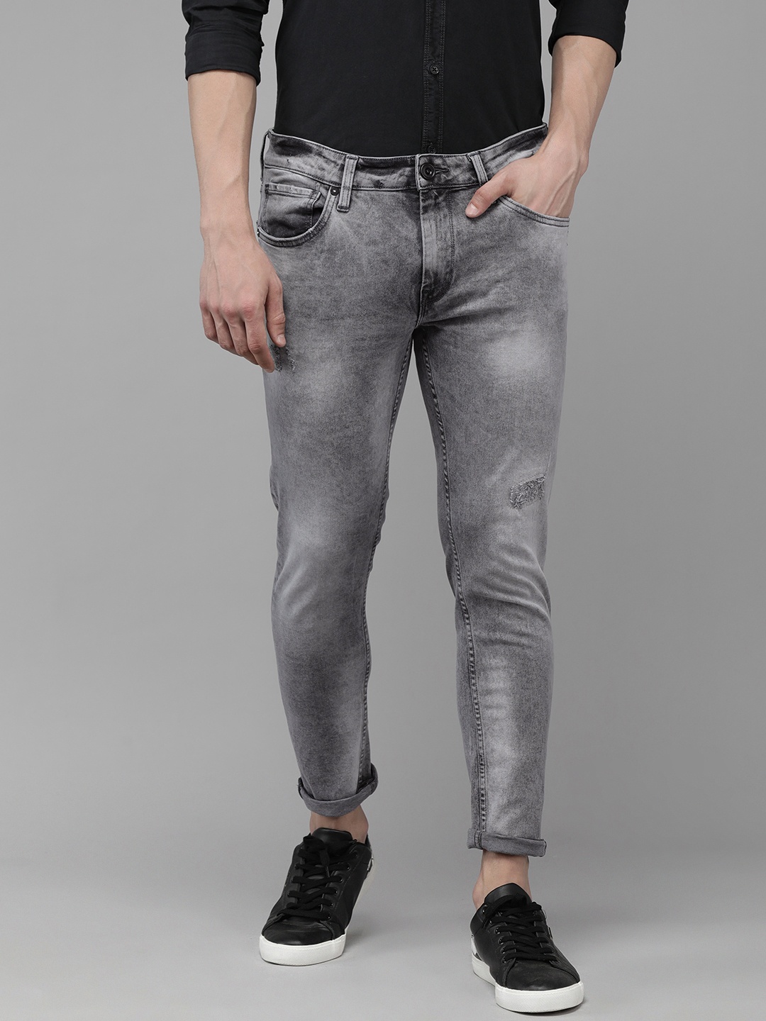 Voi Jeans Men Grey Cropped Skinny Fit Mildly Distressed Light Fade Stretchable Jeans
Voi Jeans Men Grey Cropped Skinny Fit Mildly Distressed Light Fade Stretchable Jeans