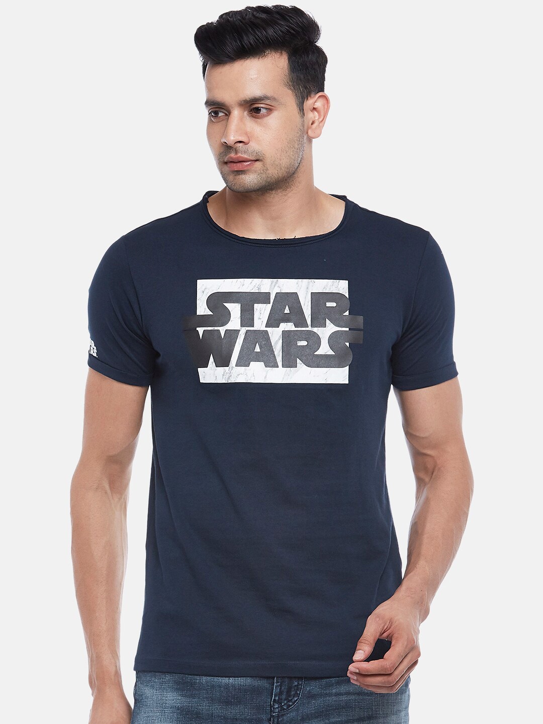SF JEANS by Pantaloons Men Navy Blue Typography Star Wars Printed Pure Cotton Applique Slim Fit T-shirt
SF JEANS by Pantaloons Men Navy Blue Typography Star Wars Printed Pure Cotton Applique Slim Fit T-shirt