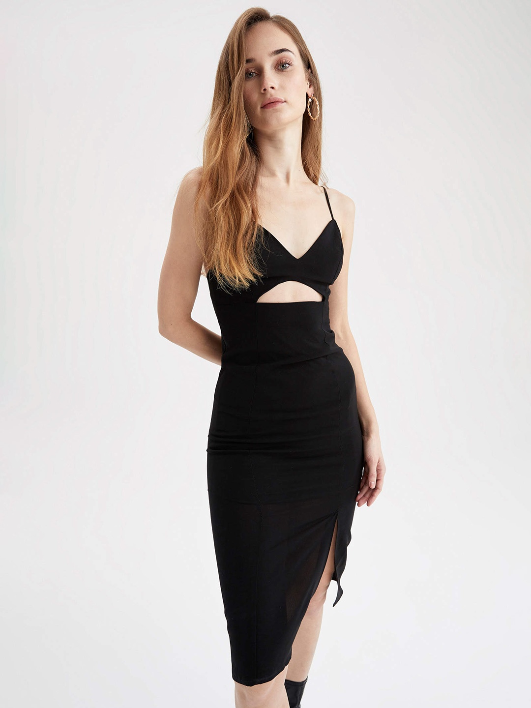 DeFacto Black Cut-out High-Slit Solid Bodycon Dress