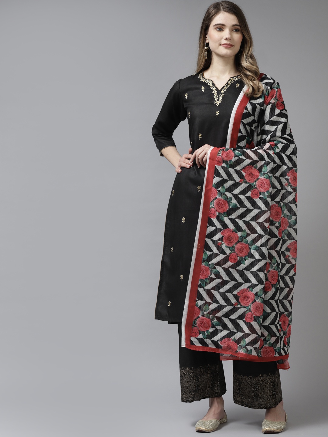 Bhama Couture Women Black Ethnic Motifs Embroidered Thread Work Kurta with Palazzos & With Dupatta
Bhama Couture Women Black Ethnic Motifs Embroidered Thread Work Kurta with Palazzos & With Dupatta