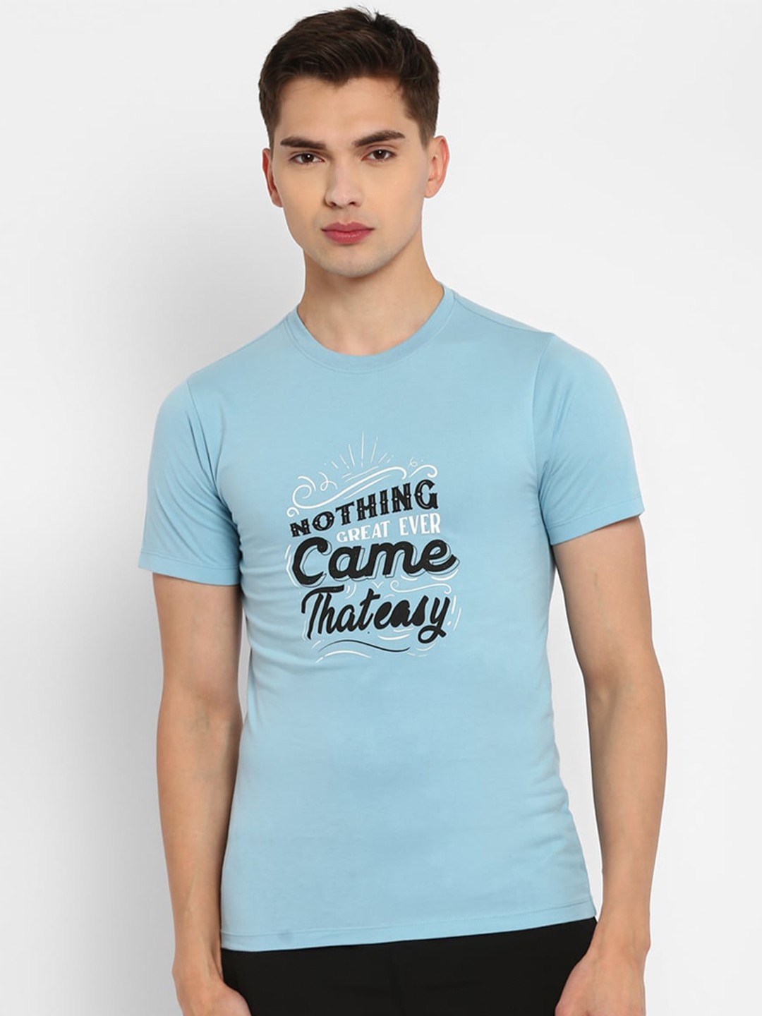 Yuuki Men Blue & Black Typography Printed Cotton T-shirt
