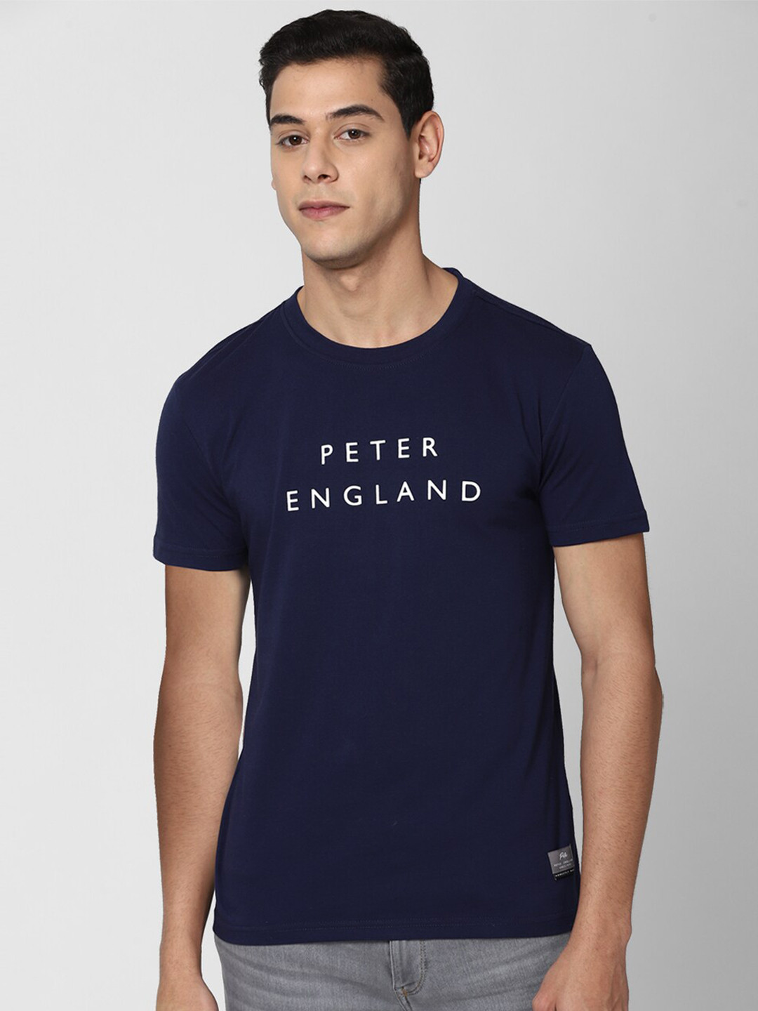Peter England Casuals Men Navy Blue & White Cotton Typography Printed Slim Fit T-shirt 
Peter England Casuals Men Navy Blue & White Cotton Typography Printed Slim Fit T-shirt