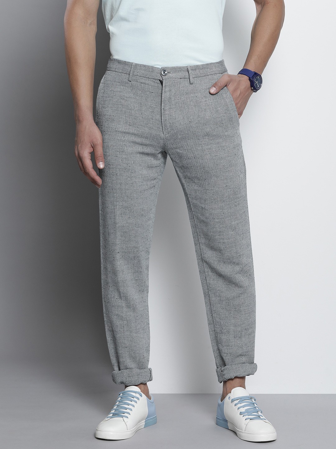 Tommy Hilfiger Men Blue Chevron Textured Hampton Slim Fit Mid-Rise Plain Flat-Front Chinos
Tommy Hilfiger Men Blue Chevron Textured Hampton Slim Fit Mid-Rise Plain Flat-Front Chinos