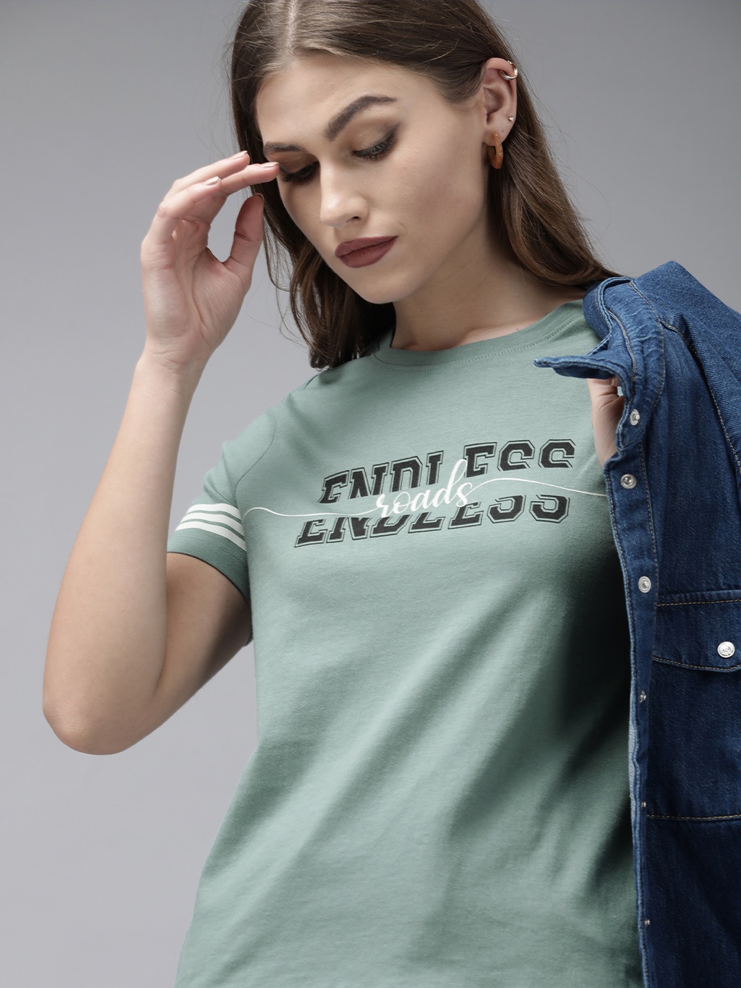 The Roadster Lifestyle Co Women Blue Typography Printed Slim Fit Pure Cotton T-shirt
The Roadster Lifestyle Co Women Blue Typography Printed Slim Fit Pure Cotton T-shirt