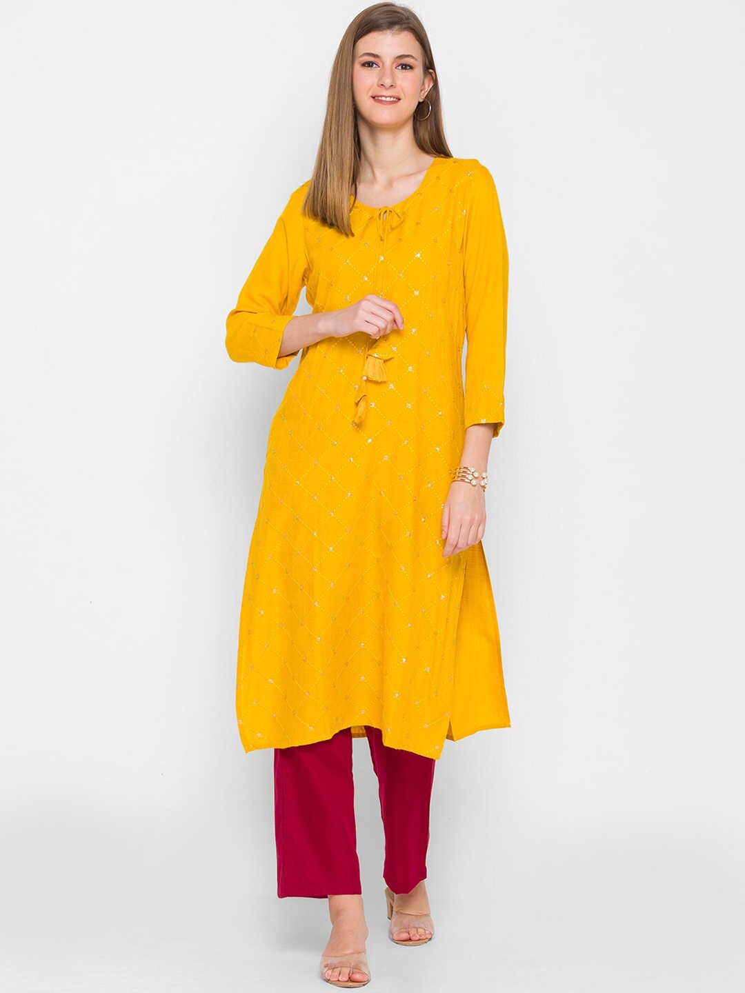 ZOLA Women Mustard Yellow Geometric Embroidered Cold-Shoulder Sleeves Mirror Work Kurta
ZOLA Women Mustard Yellow Geometric Embroidered Cold-Shoulder Sleeves Mirror Work Kurta