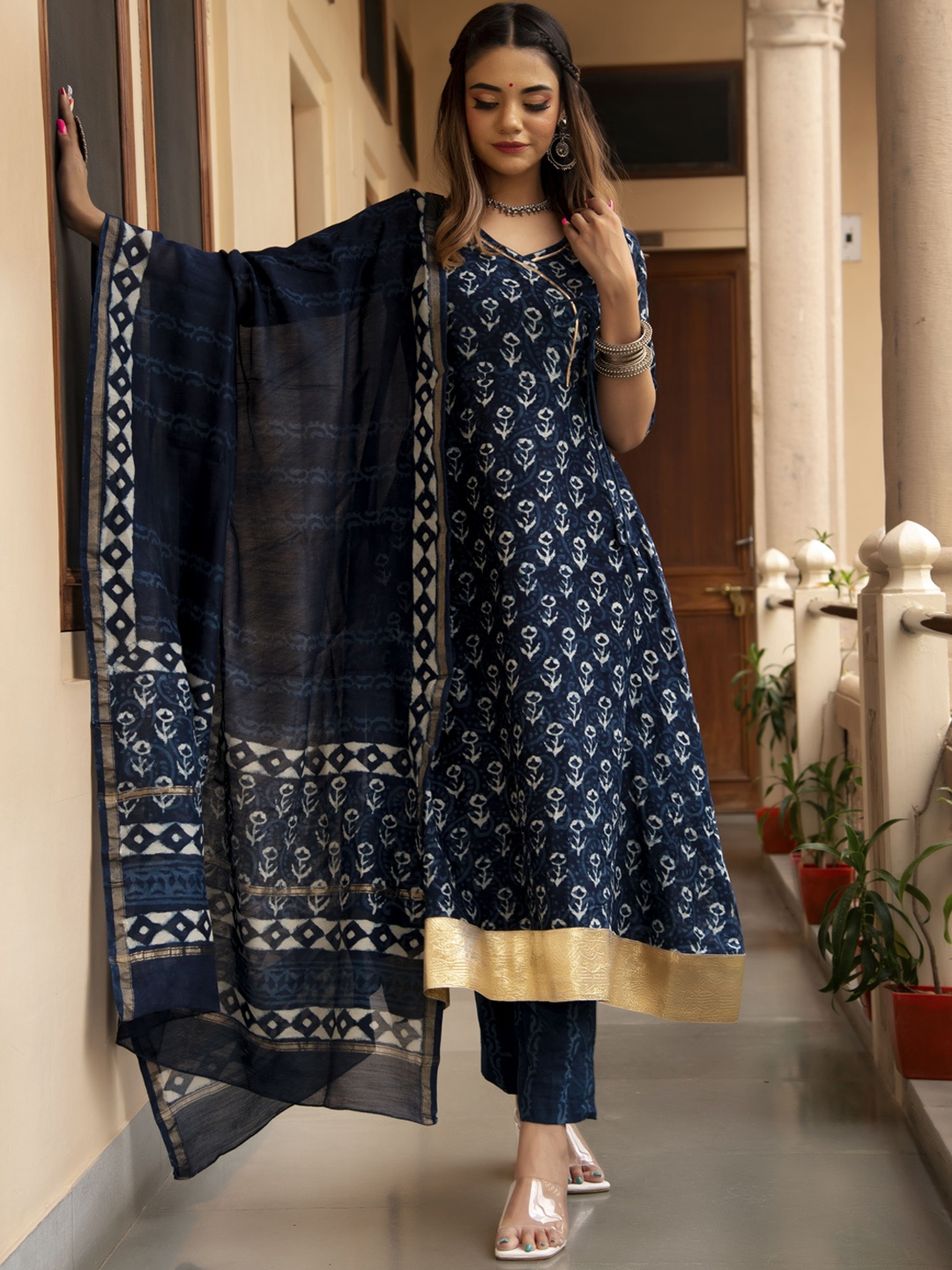 Zanani INDIA Women Blue Ethnic Motifs Printed Chanderi Silk Kurta With Trousers & Dupatta
Zanani INDIA Women Blue Ethnic Motifs Printed Chanderi Silk Kurta With Trousers & Dupatta