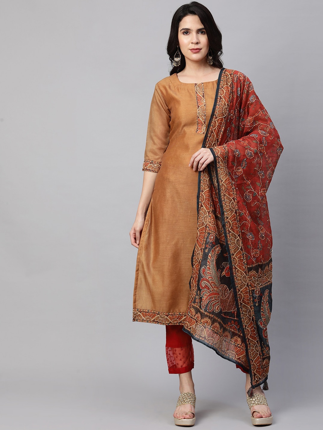 FASHOR Women Yellow Paisley Printed Flared Sleeves Chanderi Silk Chanderi Silk Anarkali Kurta
FASHOR Women Yellow Paisley Printed Flared Sleeves Chanderi Silk Chanderi Silk Anarkali Kurta