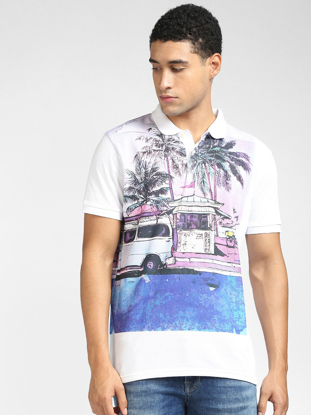 Jack & Jones Men White & Blue Printed Polo Collar Tropical Cotton T-shirt 
Jack & Jones Men White & Blue Printed Polo Collar Tropical Cotton T-shirt