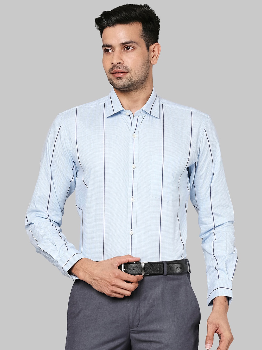 Park Avenue Men Blue Slim Fit Striped Formal Shirt