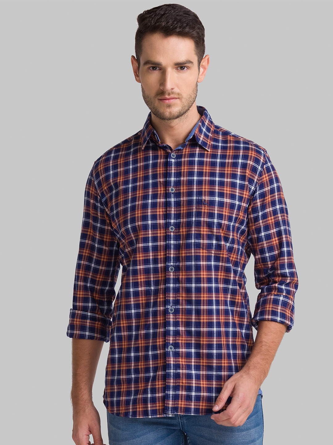 Parx Men Blue & Red Slim Fit Checked Casual Shirt