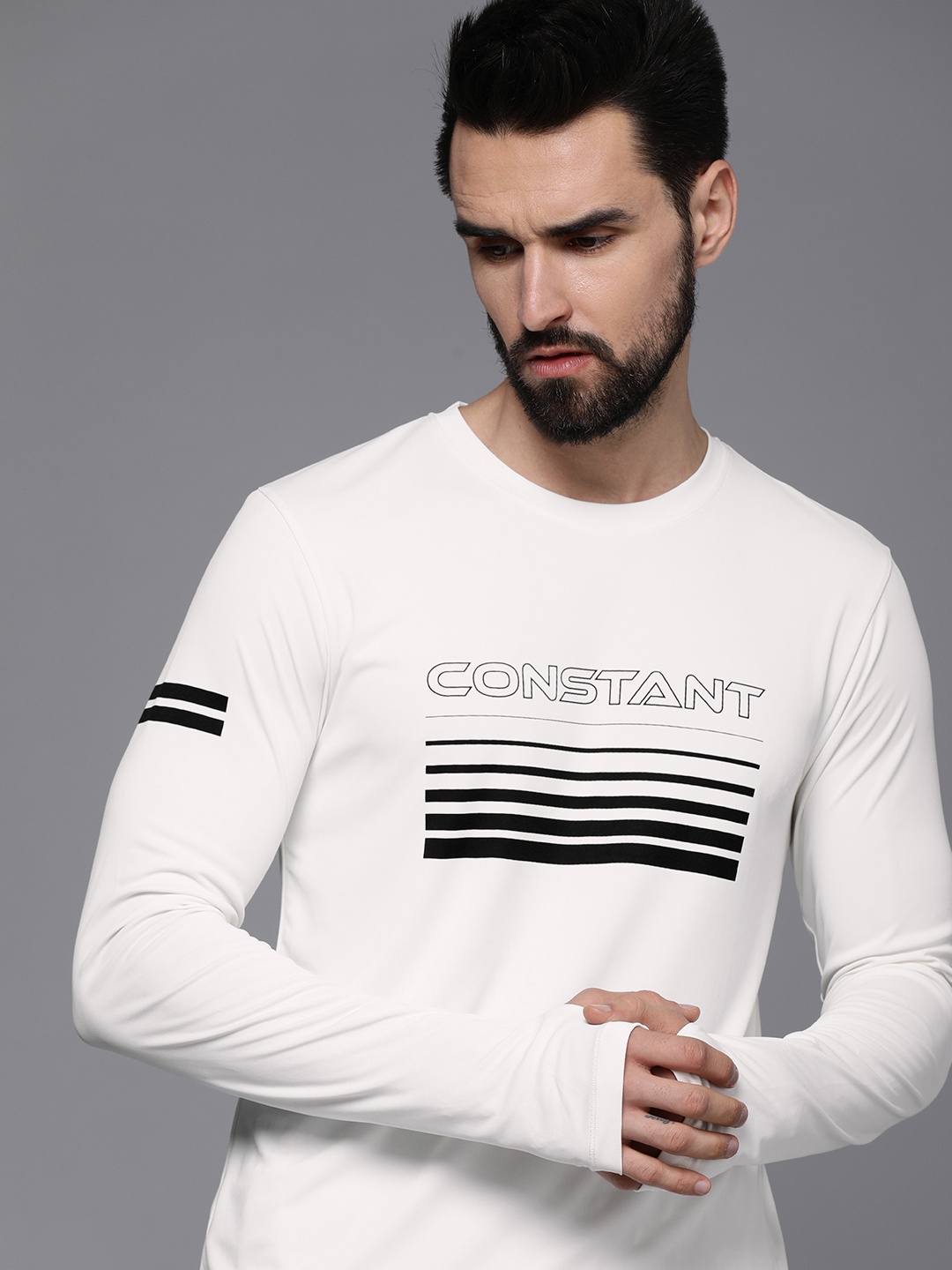 WROGN ACTIVE Men White Typography Printed Slim Fit Thumbhole T-shirt