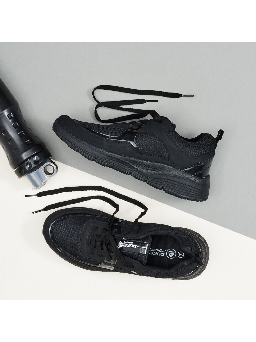 Duke Men Black Mesh Running Shoes
