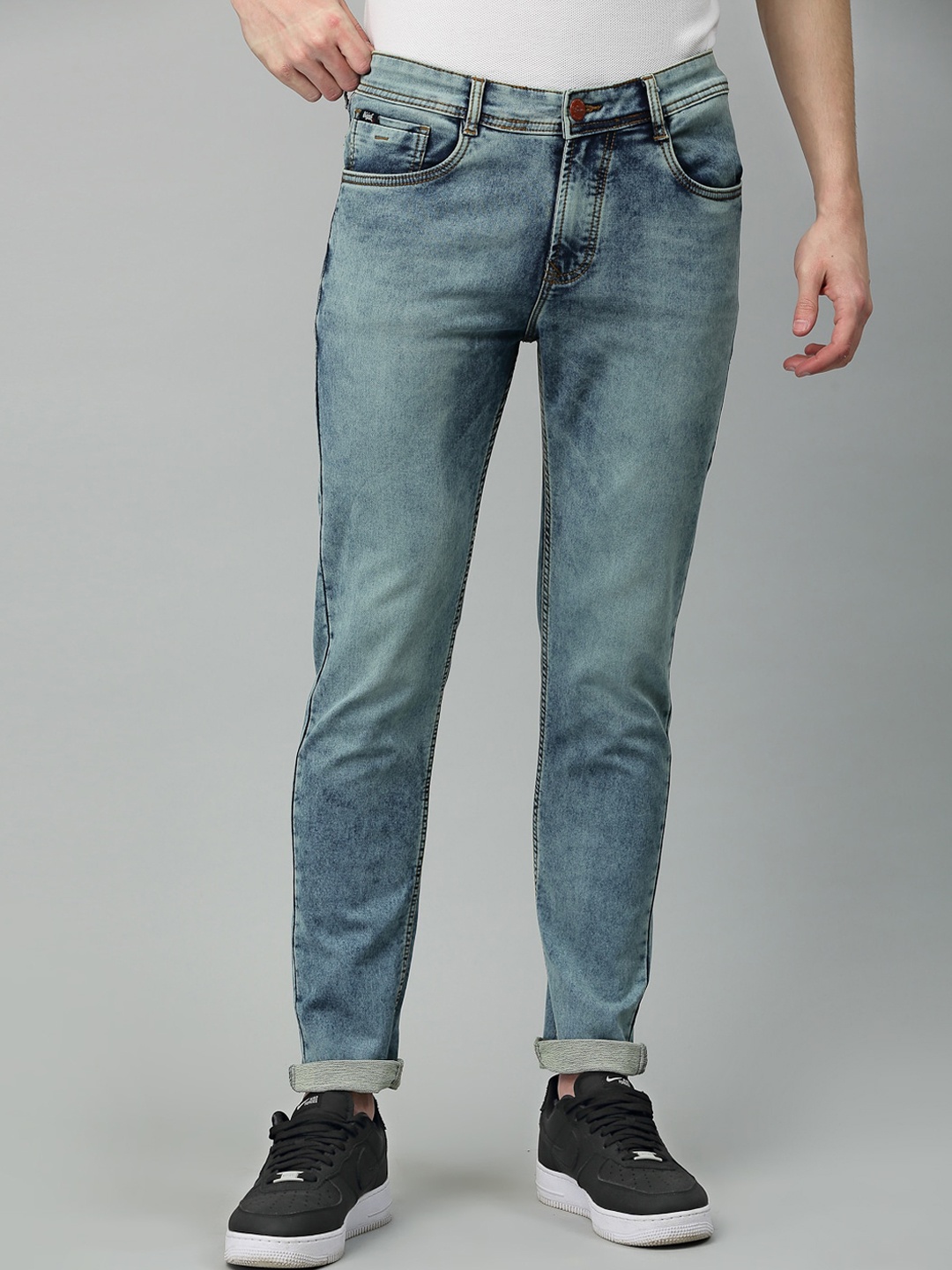 Code 61 Men Turquoise Blue Skinny Fit Low-Rise Heavy Fade Acid Wash Stretchable Jeans
Code 61 Men Turquoise Blue Skinny Fit Low-Rise Heavy Fade Acid Wash Stretchable Jeans