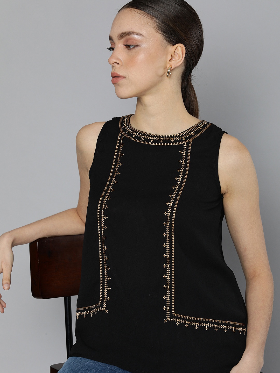 Chemistry Women Black Embroidered Regular Top