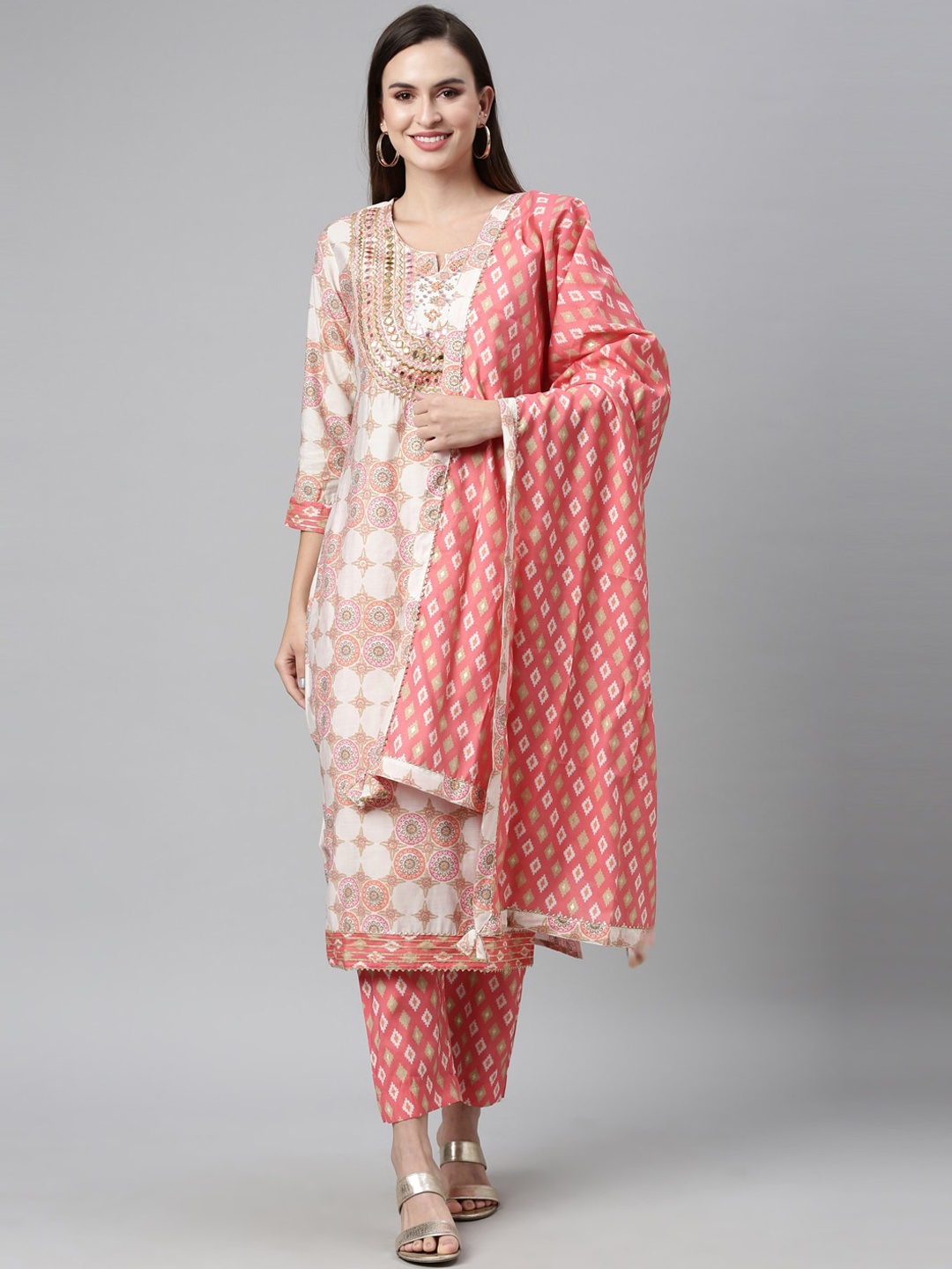 Neerus Women Coral Ethnic Motifs Printed Chanderi Cotton Kurta with Trousers & Dupatta
Neerus Women Coral Ethnic Motifs Printed Chanderi Cotton Kurta with Trousers & Dupatta