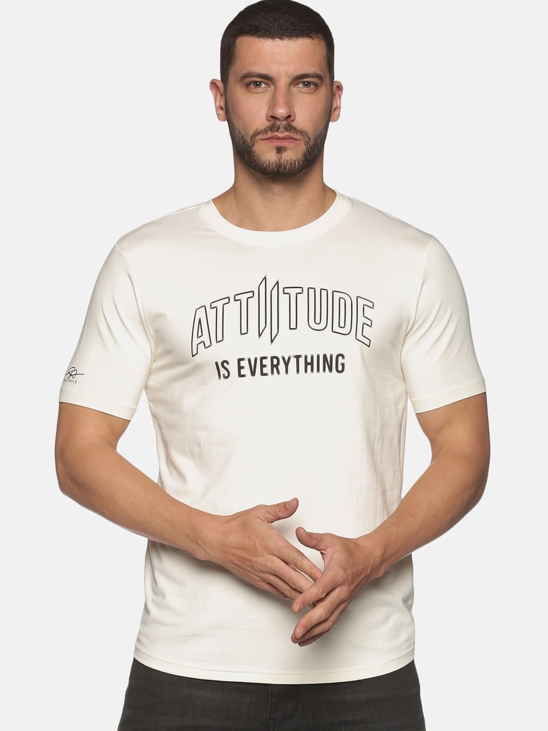 ATTIITUDE Men Off White Typography Printed ClimaCool Raw Edge Slim Fit T-shirt