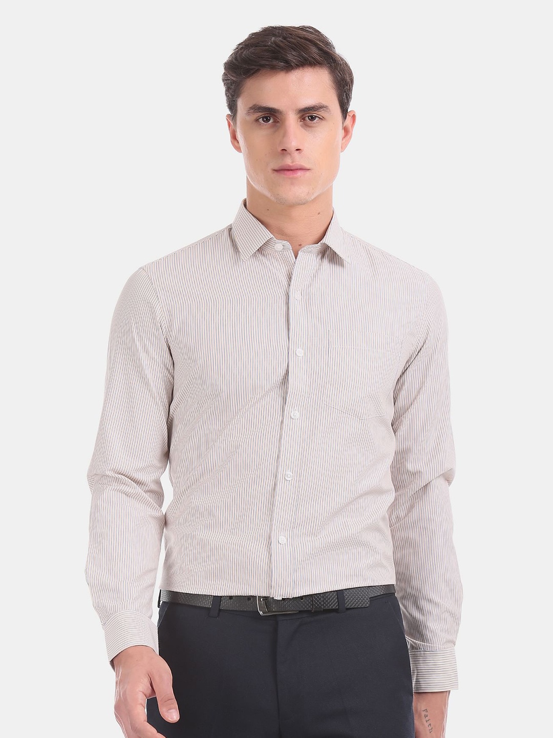 Excalibur Men Yellow & Blue Slim Fit Striped Casual Shirt