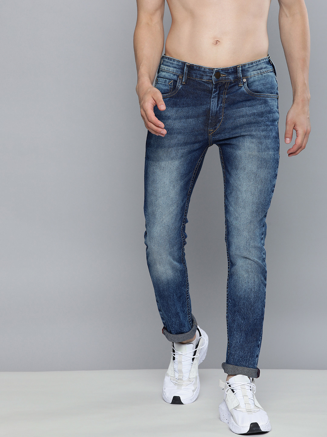 HERE&NOW Men Blue Skinny Fit Heavy Fade Stretchable Jeans 
HERE&NOW Men Blue Skinny Fit Heavy Fade Stretchable Jeans