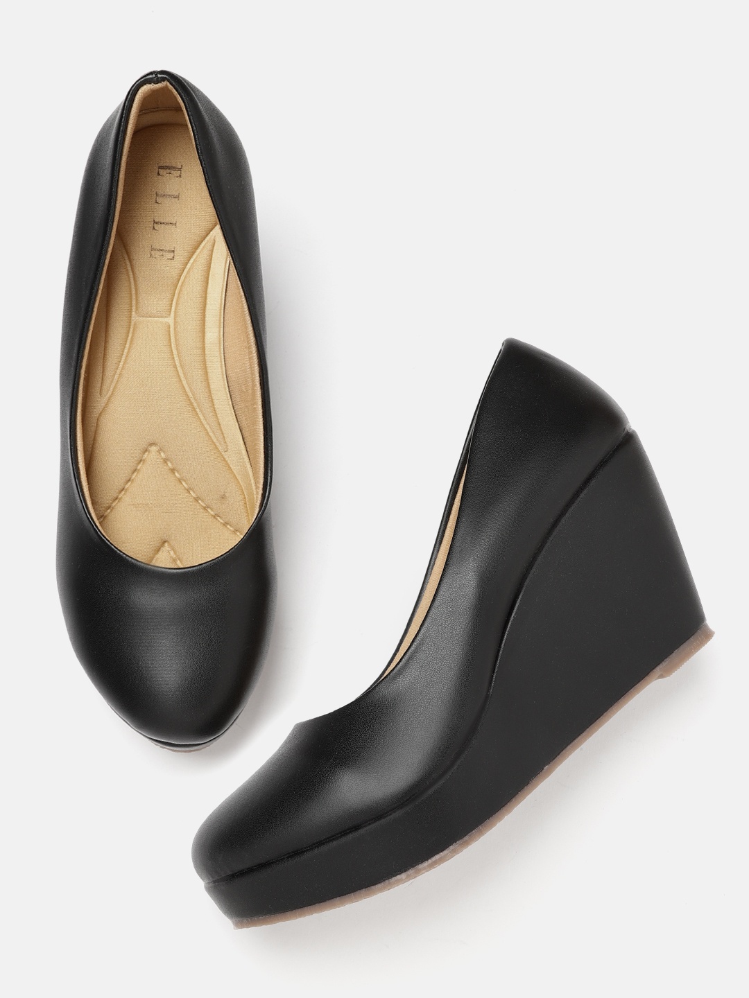ELLE Black Solid Wedge Pumps
