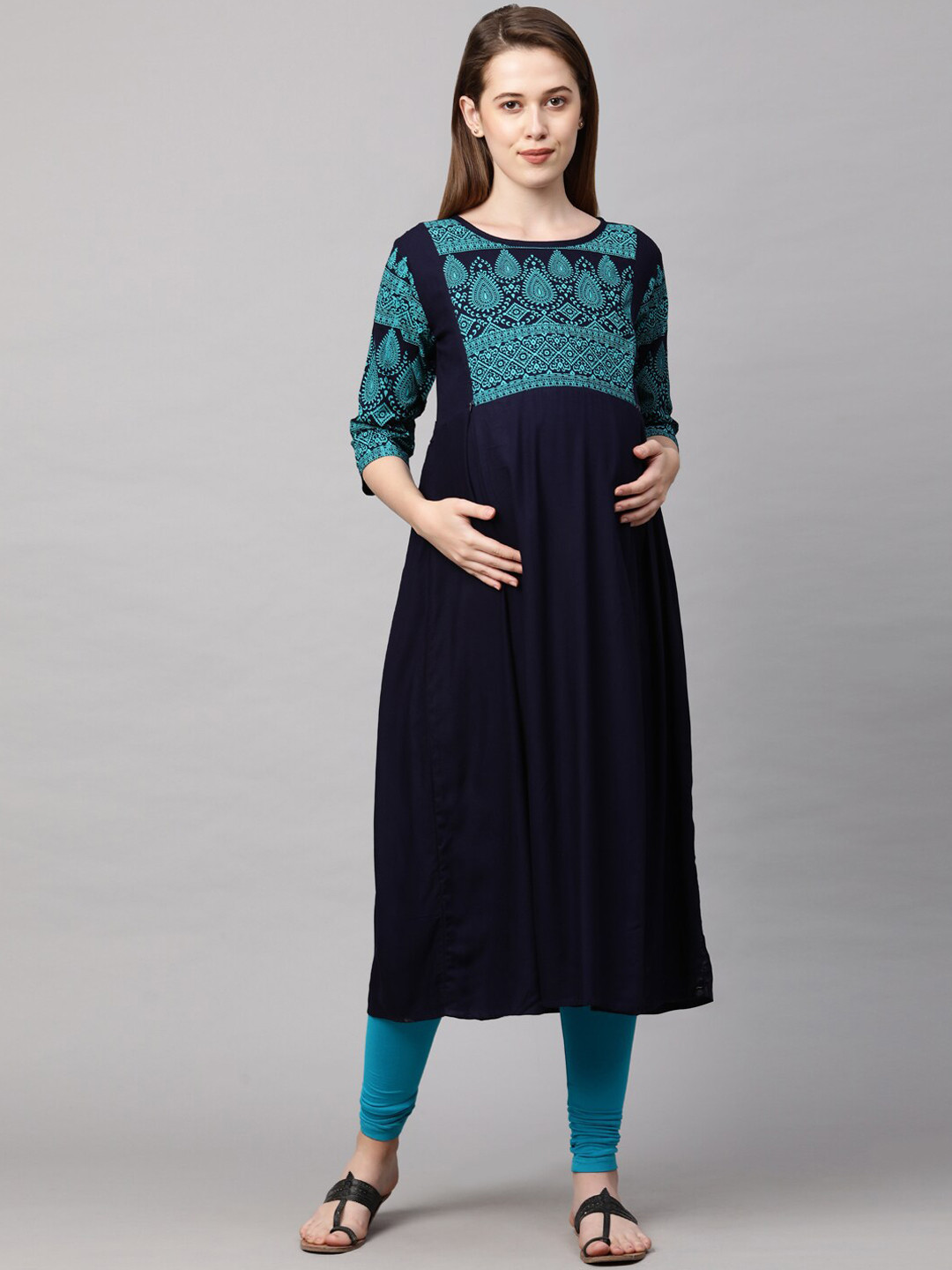 MomToBe Women Navy Blue & Sea Green Ethnic Motifs Maternity Nursing Anarkali Kurta
MomToBe Women Navy Blue & Sea Green Ethnic Motifs Maternity Nursing Anarkali Kurta