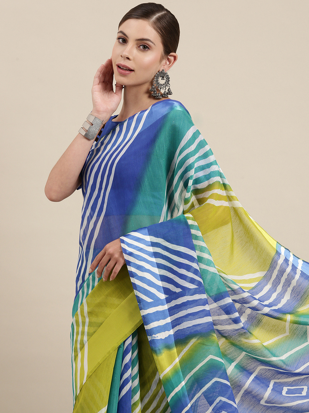 SIRIL Women Blue & Yellow Leheriya Saree 
SIRIL Women Blue & Yellow Leheriya Saree