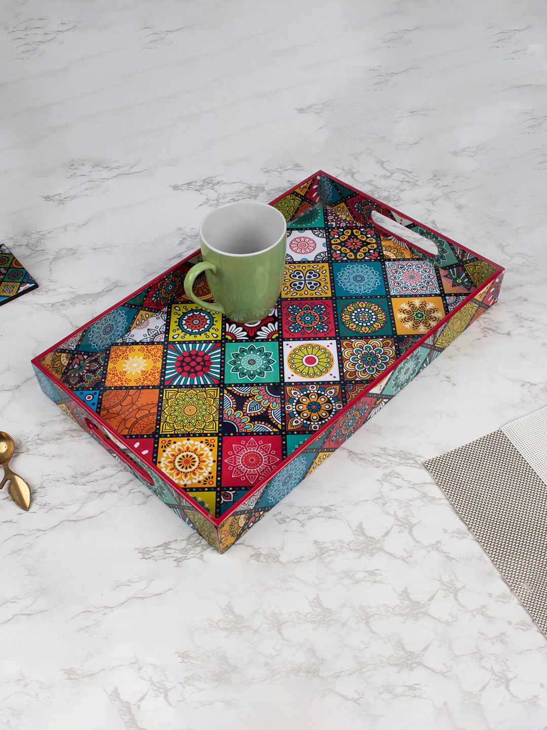 MARKET99 Green & Red Printed Wooden Serving Tray With Handle